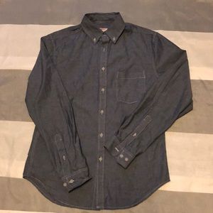 Merona Men’s Navy LS Shirt, Like New Condition.